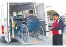 Tekerlekli sandalye taşıyabilen araç...