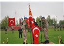 Kıbrıs Gazisi bir Türk subayı;  Süha Baykara ve onun meşhur "Sancağım" Şiiri