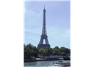 Paris'in Demir Leydi'si Eyfel kulesi