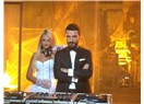 Sinan Özen "Öpsene Beni" şarkısını Dj Ece Toprak ile düet yaptı