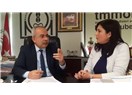 Hem Göz Göre Göre, Hem Sessizce