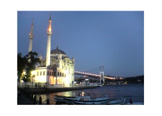 İstanbul'un gözleri gülüyor