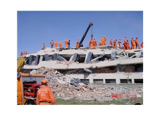 İstanbul'da deprem...