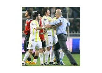 Futbol yorumculuğunun en kolay yüzü şaibe üretmek