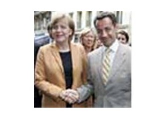 Sarkozy ve Merkel şov mu yapıyor! Gerçekleri mi görmemizi istiyor?
