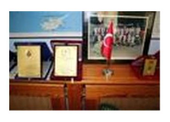 Bir ödülü dostlarla paylaşmak