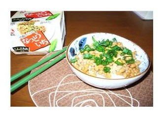 Natto ( Fermented soyabeans)