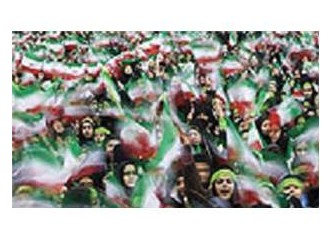 Blog yazarları hapis cezasına çarptırıldı