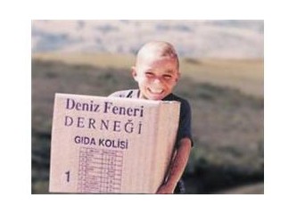 Bir koli sevgi ve Allah rızası