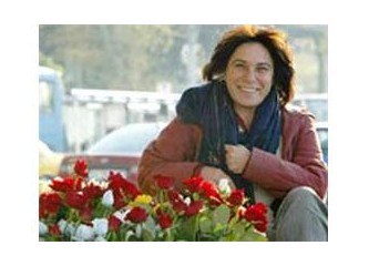 Yazar Latife Tekin’ e saldırı
