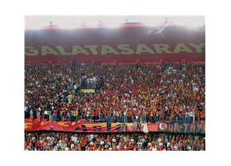 Tribünden Galatasaray - İstanbul Büyükşehir Maçı