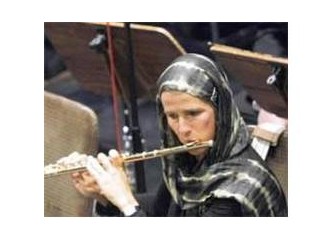 Tahran'da klasik müzik konseri