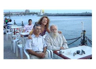 Gecenin içinden gelen