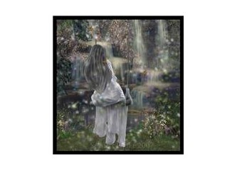 Keşke hiç büyümesem de,  aşk nedir hiç bilmesem...