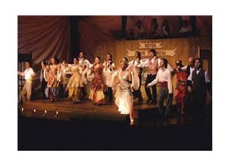 Van Devlet Tiyatrosu’nun ayakta alkışlanacak başarısı; ‘Akide Şekeri’