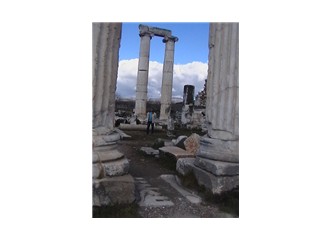 Tarihi ve antik bir kent : Afrodisias (III)