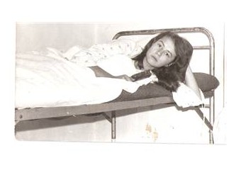 İlk aşkım; Azade öğretmenim