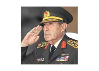 Amerika ile dost muyuz, düşman mı?