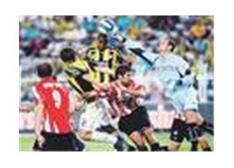 Kadıköy'de esip gürleyen bir Fenerbahçe