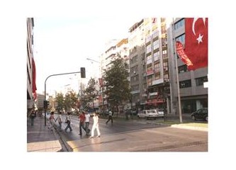 İzmir' in yayaları
