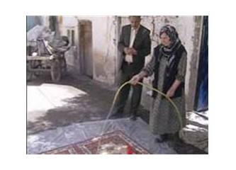 Halılar temizlendi ya; 'küresel ısınma'yı, su sorununu boşver gitsin!
