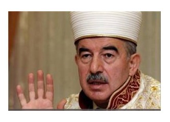 Ali Bardakoğlu: Müslüman olmanın yegâne ölçütü türban değildir!