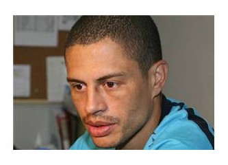 Alex mi Aykut mu?