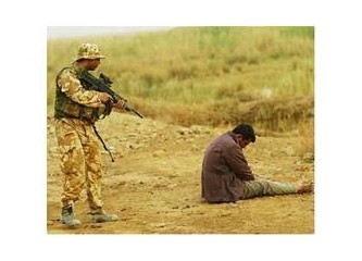 Bir silahın üzerinde yaşamak