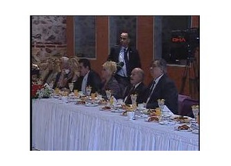 Sanatçı açılımı