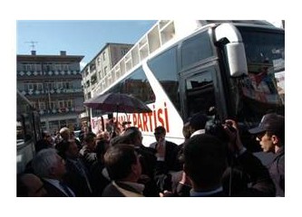 Van'da Deniz Baykal'a yapılan saldırının düşündürdükleri...