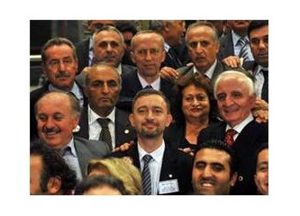 Baro, Fransa, Kaddafi, kusura bakmayın [ve] Vardiya bizde…