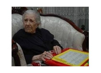 Yunan işgalinde gizli gizli şiirler okurduk