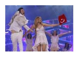Eurovision 2011 de Azerbaycan birinci oldu. Şarkılarının türkçe sözleri