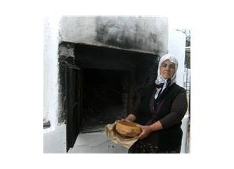 Ekmekçi Kadın