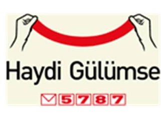 Haydi gülümse