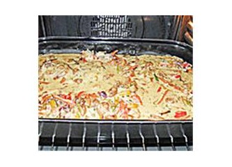 Bolenez soslu patlıcanlı fırın makarna