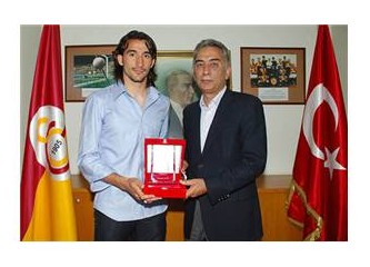 Galatasaray dağılıyor mu, dağıtıyor mu?