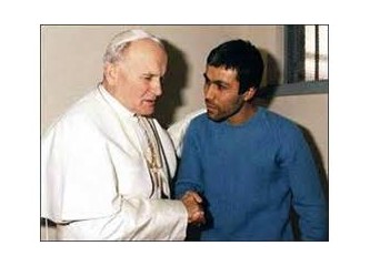 Ağca Papa’yı Neden Vurdu?