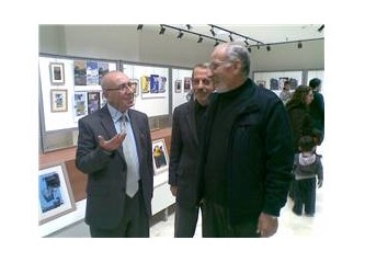 Mehmet Kapçak'ın Dicle Üniversitesi Güzel Sanatlar Galerisi'ndeki sergisi ilgi odağı oldu.