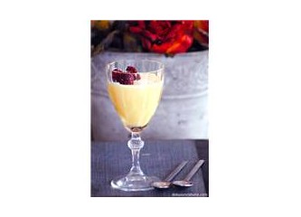 Beyaz çikolatalı mousse (mus)