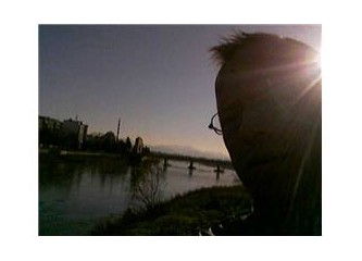 Yersiz zamansız/ Mekansız