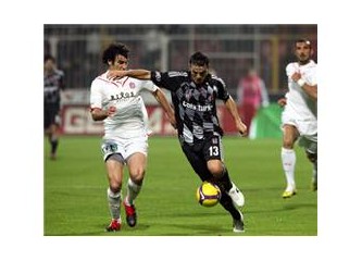 Kartal Antalya'da uçtu