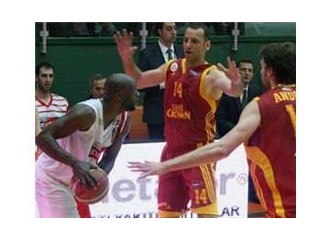 Galatasaray'dan müthiş alan savunması
