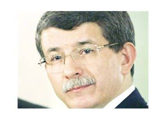 Ahmet Davutoğlu Dış Politika İçin Şans Mı?