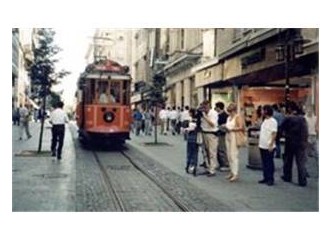 Beyoğlu’nda sokaklar…