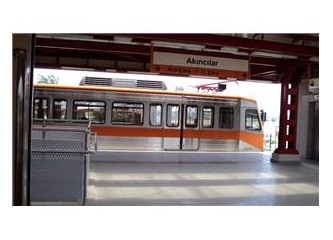 Adana Metrosu en nihayet çalışmaya başladı