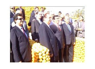 Mersin Narenciye Festivali, karnaval havasında başladı…