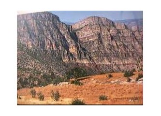 Bekleyin dağlar
