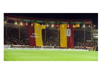 Galatasaray Gaziantepspor'u değil, şanssızlığını yendi.