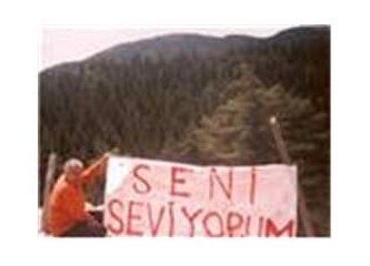 Kelebek kanadında kutsadım doğum gününü